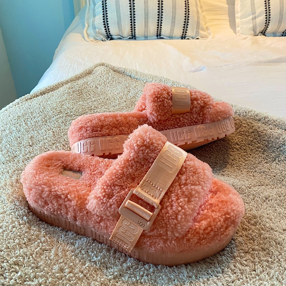 UGG Fluffita Platform Slippers